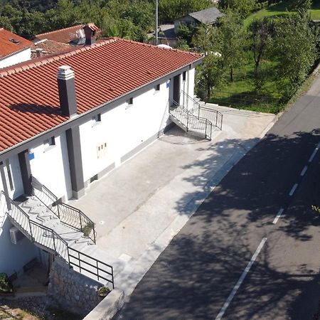 Apartments Ema Lovran Exterior photo